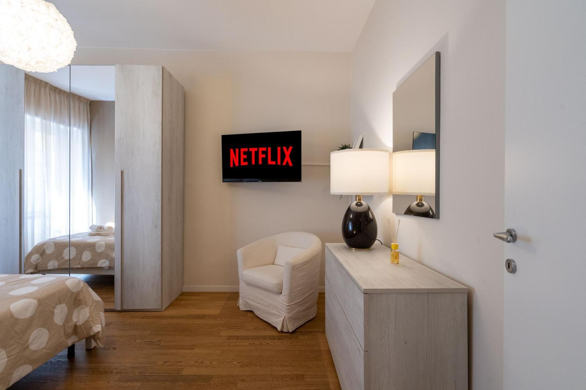 Апартаменти -15Min Dal Colosseo- Aria Condizionata & Netflix Gratis Рим Екстер'єр фото